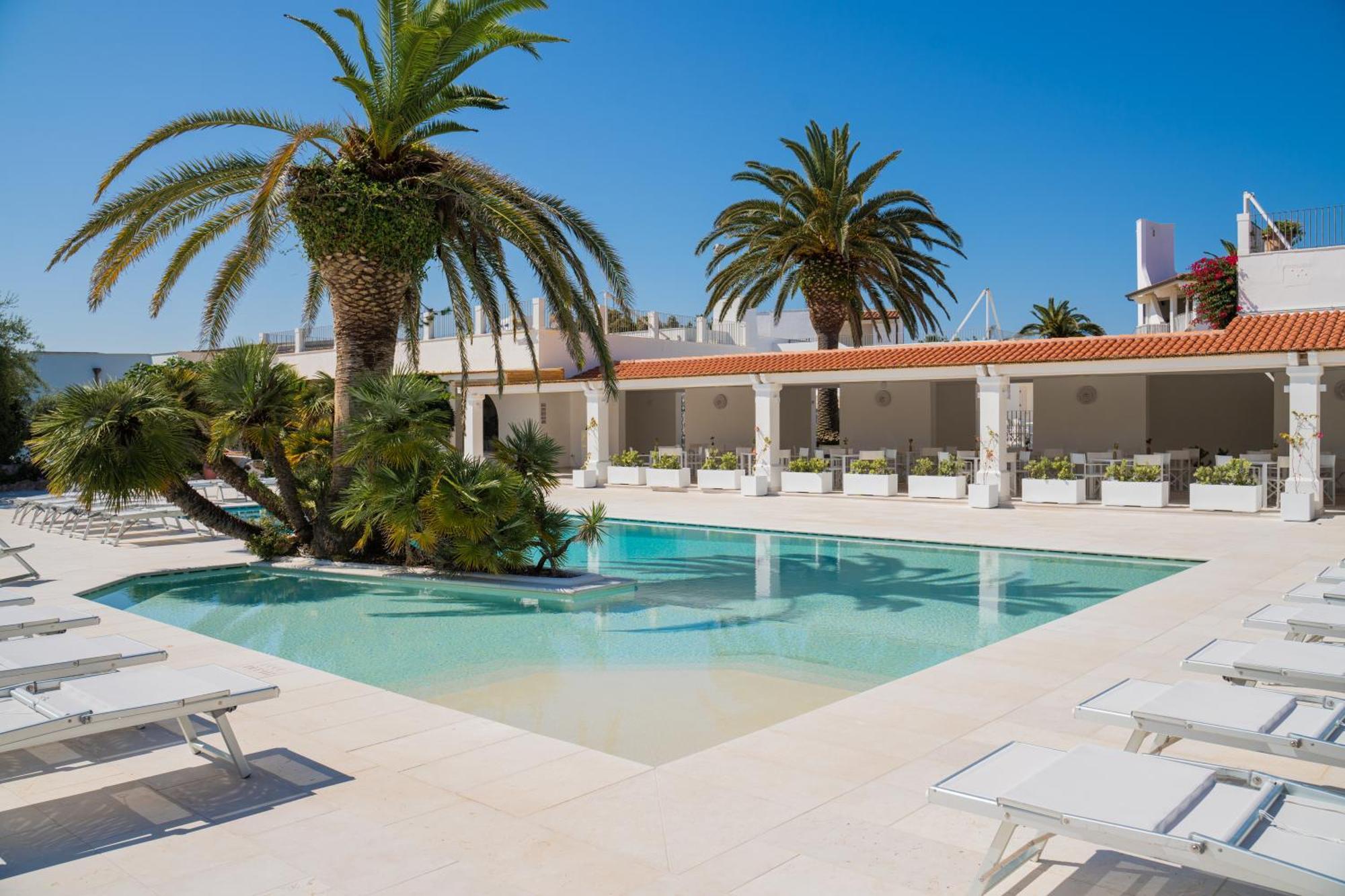 Ostuni A Mare Hotel Exterior photo
